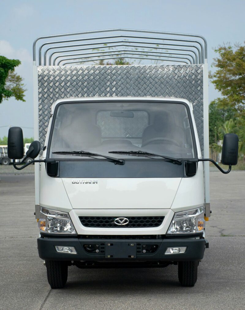 Xe tải 2.5 tấn thùng bạt Đô Thành IZ50M