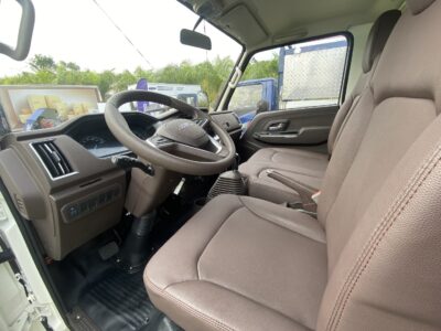 Xe tải 2.5 tấn thùng bạt Đô Thành IZ50M