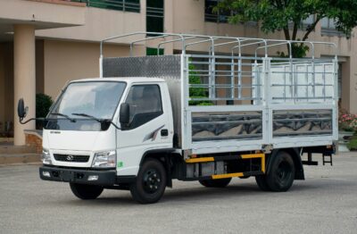 Xe tải 2.5 tấn thùng bạt Đô Thành IZ50M